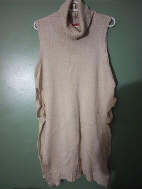 Saks Fifth Avenue Cream Sleeveless Cowl Neck Tunic Sweater